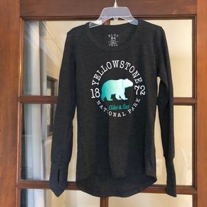 Sz S Yellowstone National Park long sleeve thermal
